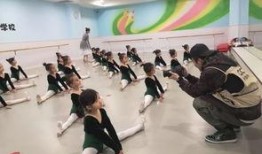 独家爆料艺术学校极品舞蹈生,揭秘艺术学校极品舞蹈生的传奇故事